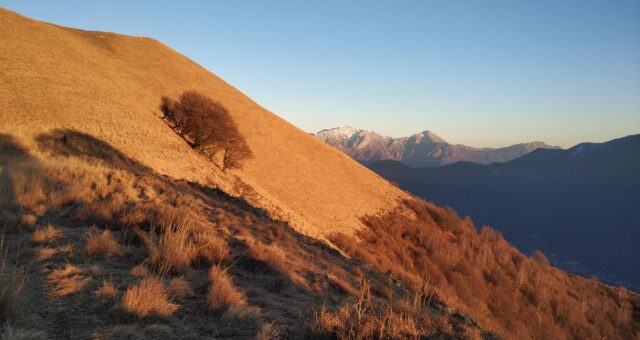 A caccia di tramonti: passeggiata al Monte Pasquella in Valle d’Intelvi